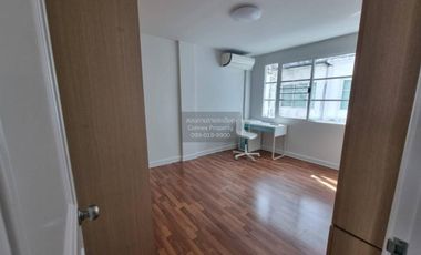 Casa adosada en venta de 3 habitaciones en Bang Na, Bangkok