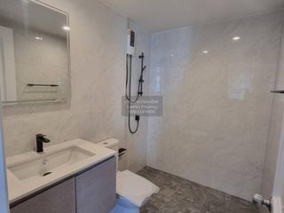 Casa adosada en venta de 3 habitaciones en Bang Na, Bangkok