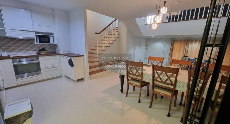 Casa adosada en venta de 3 habitaciones en Bang Na, Bangkok