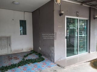 出售 3 卧室 联排别墅 在 Mueang Pathum Thani, Pathum Thani