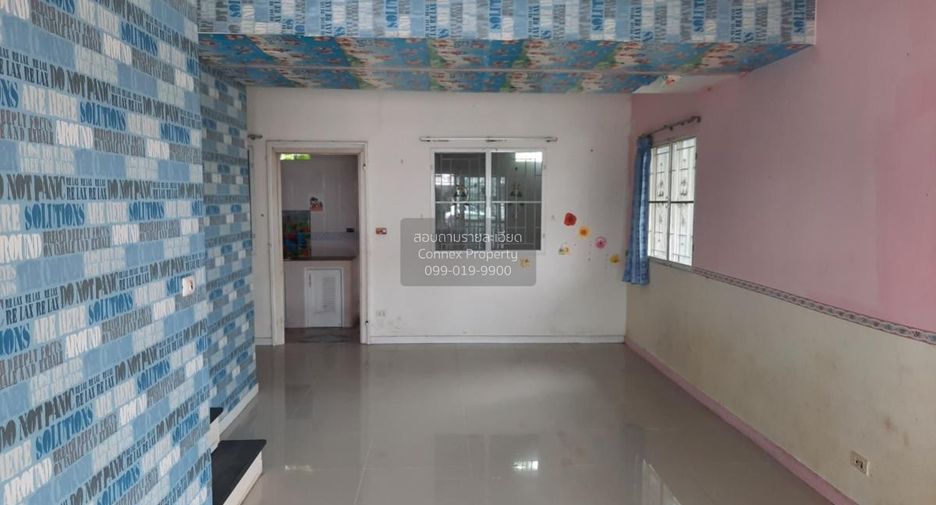 出售 3 卧室 联排别墅 在 Mueang Pathum Thani, Pathum Thani