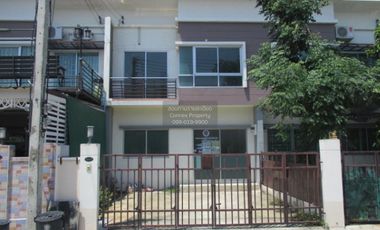 出售 3 卧室 联排别墅 在 Mueang Pathum Thani, Pathum Thani