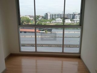 À vendre 1 chambre condo à Bang Khun Thian, Bangkok