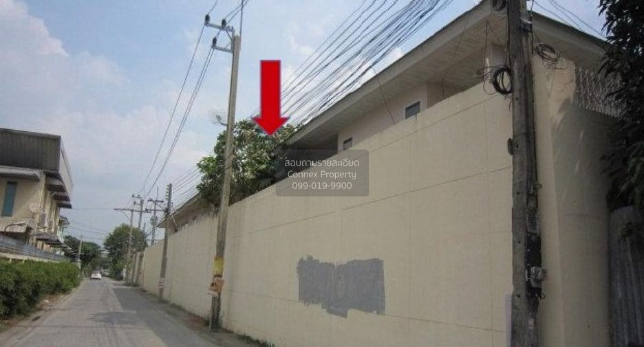 For sale 5 bedrooms house in Khlong Luang, Pathum Thani