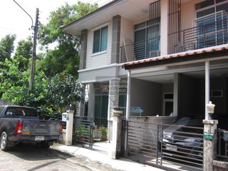 For sale 3 ベッドルーム townhouse in Thanyaburi, Pathum Thani