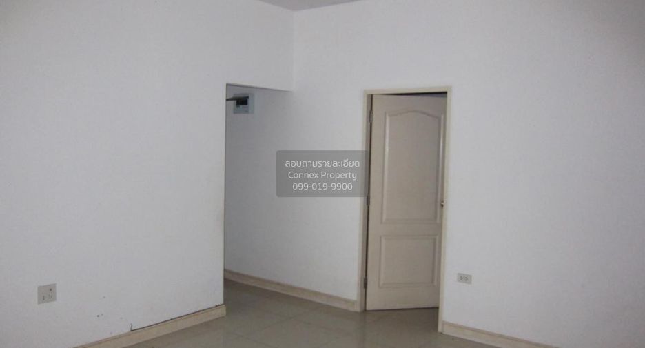 Haus zum Kauf mit 2 Zimmer in Si Racha, Chonburi