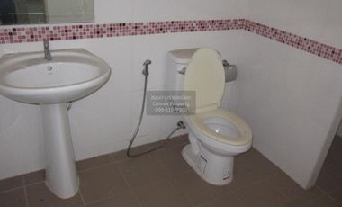 Продажа 2 спальни дом в Si Racha, Чонбури