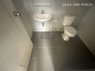 出售 1 卧室 联排别墅 在 Lam Luk Ka, Pathum Thani