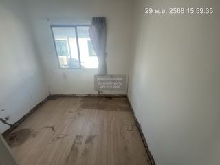 出售 1 卧室 联排别墅 在 Lam Luk Ka, Pathum Thani