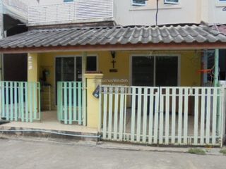 出售 3 卧室 联排别墅 在 Lam Luk Ka, Pathum Thani