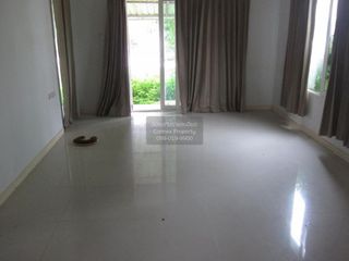 Casa en venta de 3 habitaciones en Phra Samut Chedi, Samut Prakan