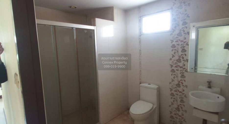 Casa en venta de 3 habitaciones en Phra Samut Chedi, Samut Prakan
