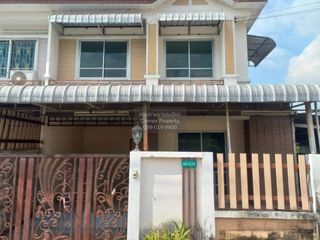 Casa en venta de 3 habitaciones en Phra Samut Chedi, Samut Prakan