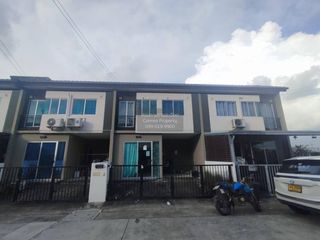 Reihenhaus zum Kauf mit 3 Zimmer in Bang Phli, Samut Prakan