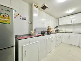 出售 2 卧室 联排别墅 在 Bang Khen, 曼谷