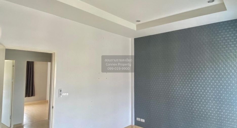 For sale 3 ベッドルーム townhouse in Khlong Sam Wa, Bangkok