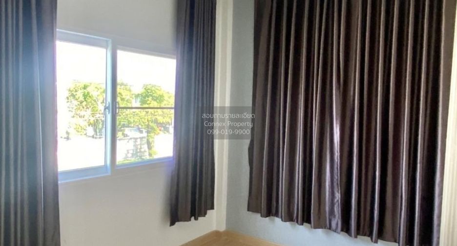 For sale 3 ベッドルーム townhouse in Khlong Sam Wa, Bangkok