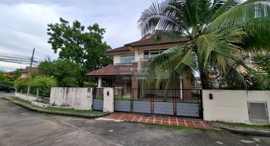 Casa en venta de 3 habitaciones en Si Racha, Chonburi