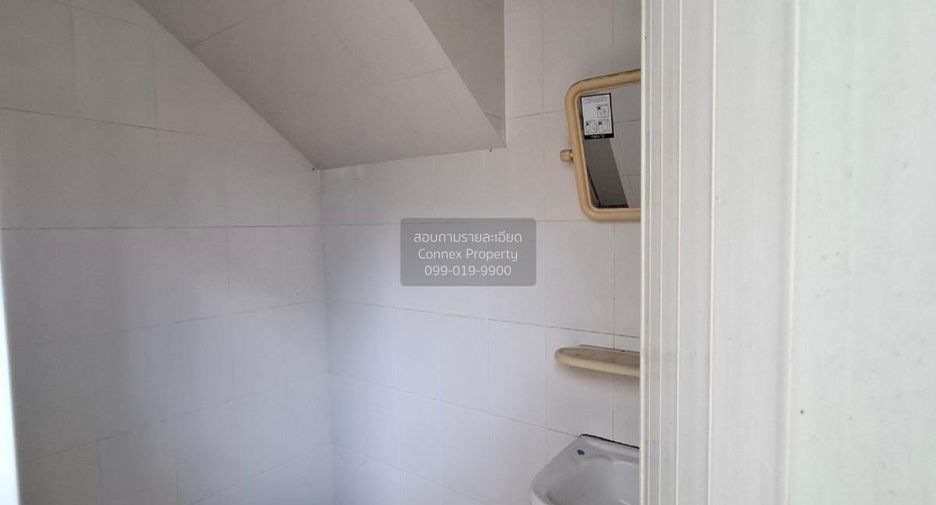Casa en venta de 3 habitaciones en Si Racha, Chonburi