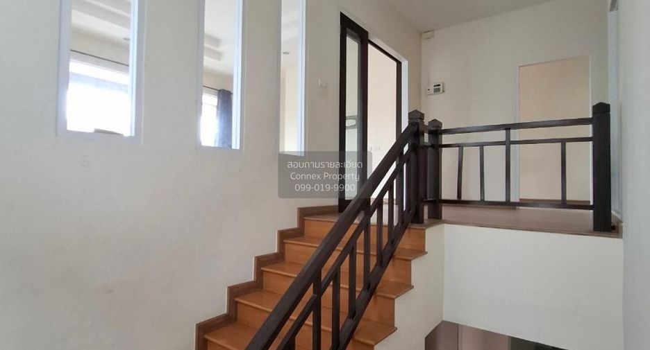 Casa en venta de 3 habitaciones en Si Racha, Chonburi