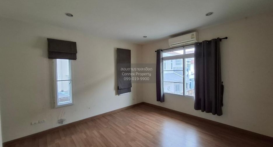Casa en venta de 3 habitaciones en Si Racha, Chonburi