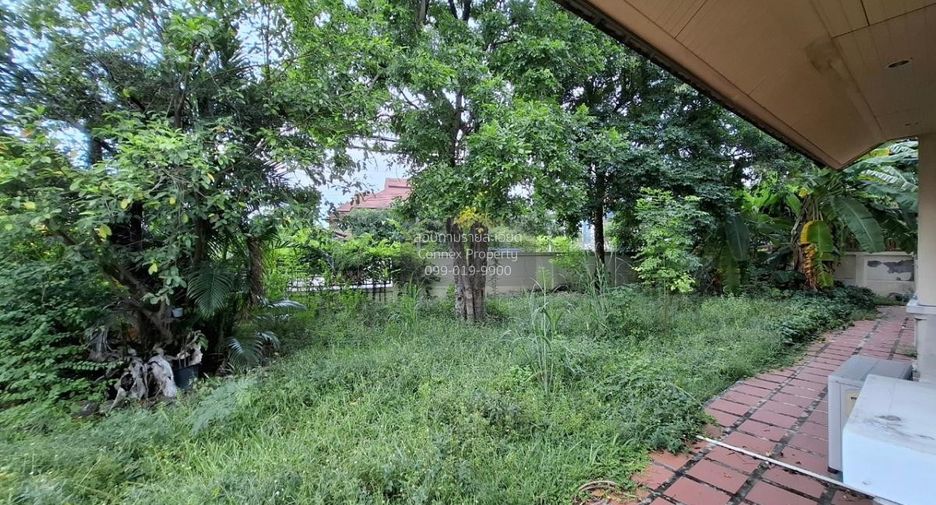 Casa en venta de 3 habitaciones en Si Racha, Chonburi