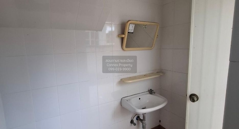 Casa en venta de 3 habitaciones en Si Racha, Chonburi