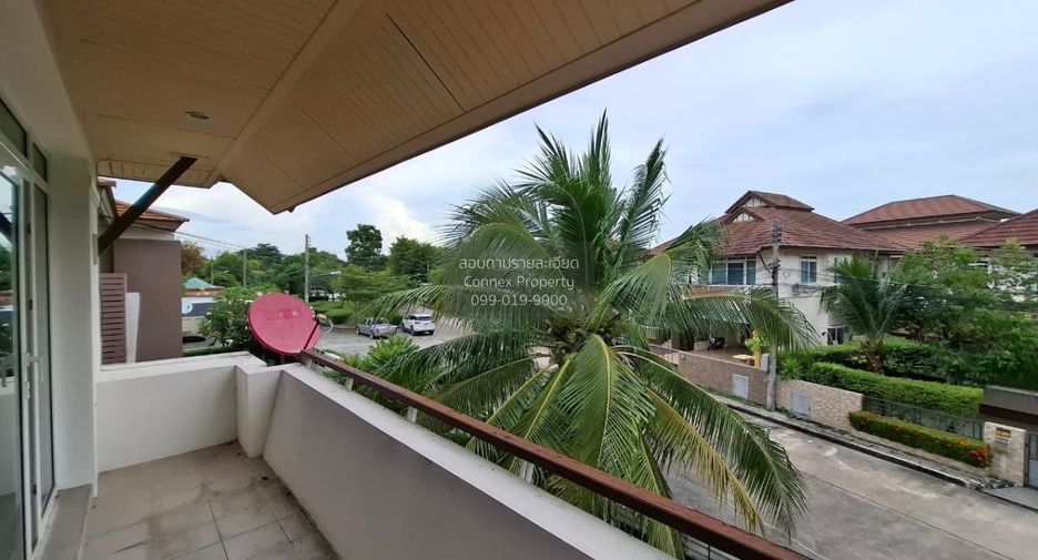 Casa en venta de 3 habitaciones en Si Racha, Chonburi