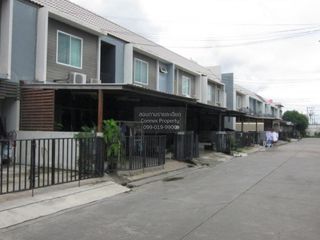 出售 3 卧室 联排别墅 在 Bang Phli, Samut Prakan