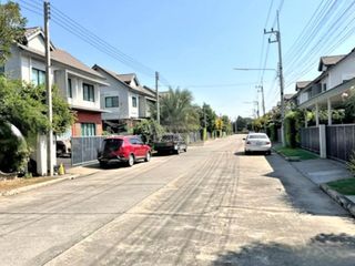For sale 3 bedrooms house in Lam Luk Ka, Pathum Thani