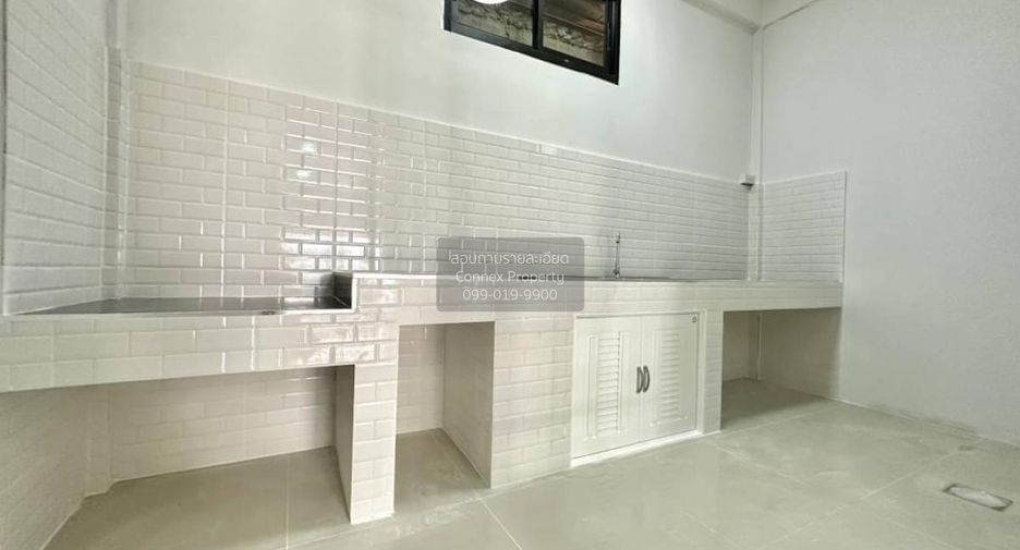 出售 2 卧室 联排别墅 在 Pak Kret, Nonthaburi