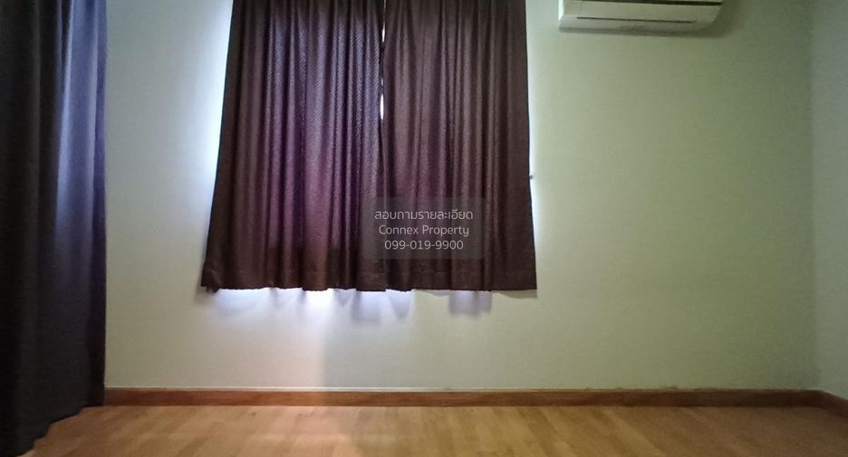 Reihenhaus zum Kauf mit 4 Zimmer in Khlong Sam Wa, Bangkok