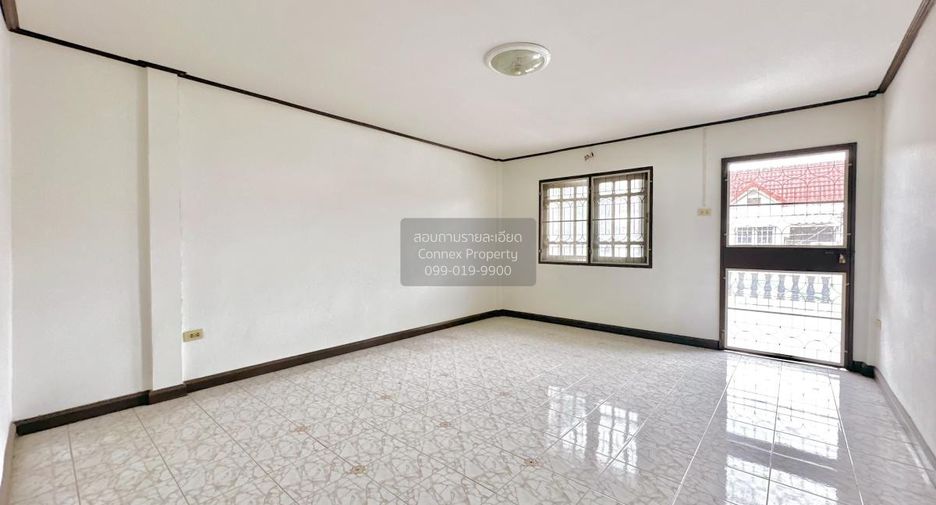 Casa adosada en venta de 4 habitaciones en Mueang Nonthaburi, Nonthaburi