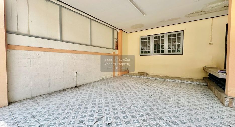 Casa adosada en venta de 4 habitaciones en Mueang Nonthaburi, Nonthaburi