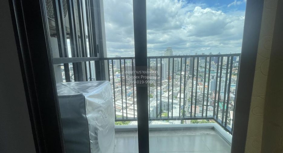 À louer 1 chambre condo à Watthana, Bangkok