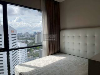 For rent 1 bed condo in Huai Khwang, Bangkok