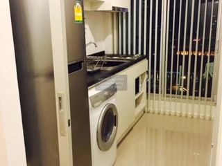 For rent 1 bed condo in Huai Khwang, Bangkok