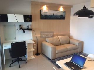 For rent 1 bed condo in Huai Khwang, Bangkok