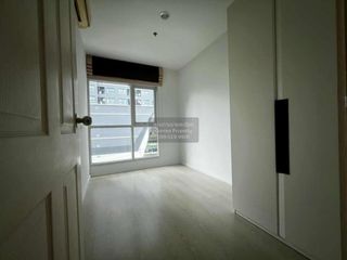 For rent 2 bedrooms condo in Huai Khwang, Bangkok
