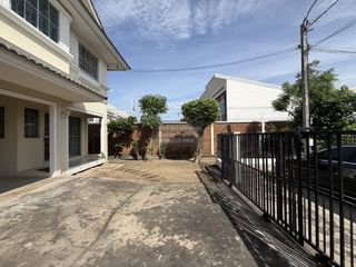 Casa en alquiler de 3 habitaciones en Bang Yai, Nonthaburi