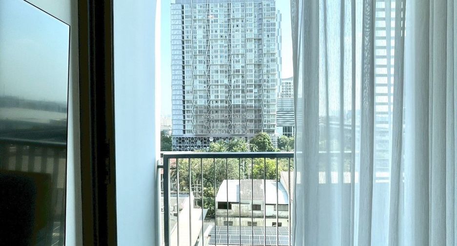 For rent 1 bed condo in Phra Khanong, Bangkok
