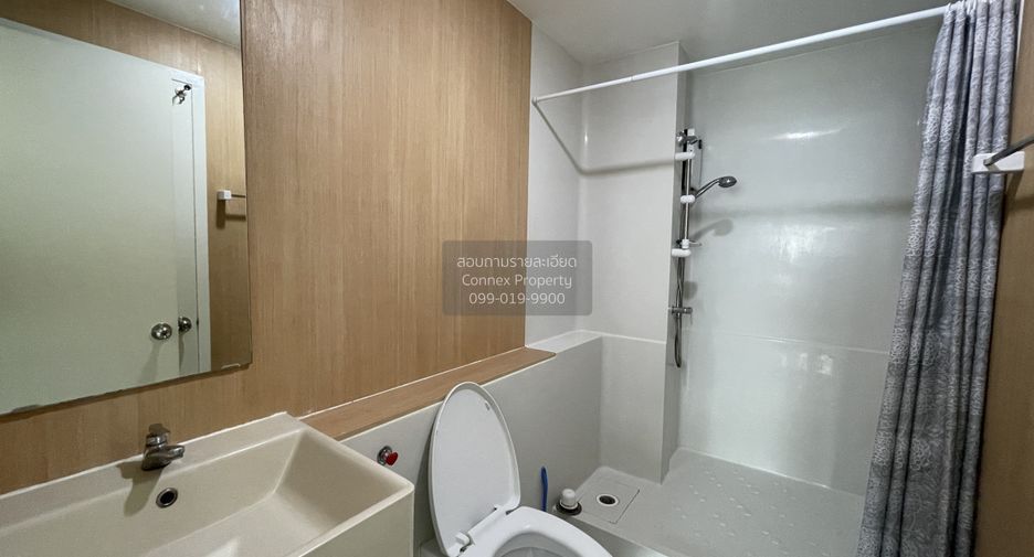 For rent 2 bedrooms condo in Thon Buri, Bangkok