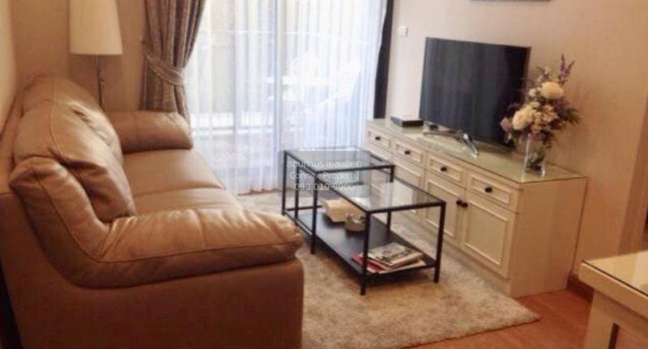 Condo en alquiler de 2 habitaciones en Phra Khanong, Bangkok