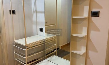 Wohnung zur Miete mit 1 Zimmer in Huai Khwang, Bangkok
