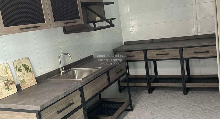 For rent 3 ベッドルーム townhouse in Bang Phli, Samut Prakan