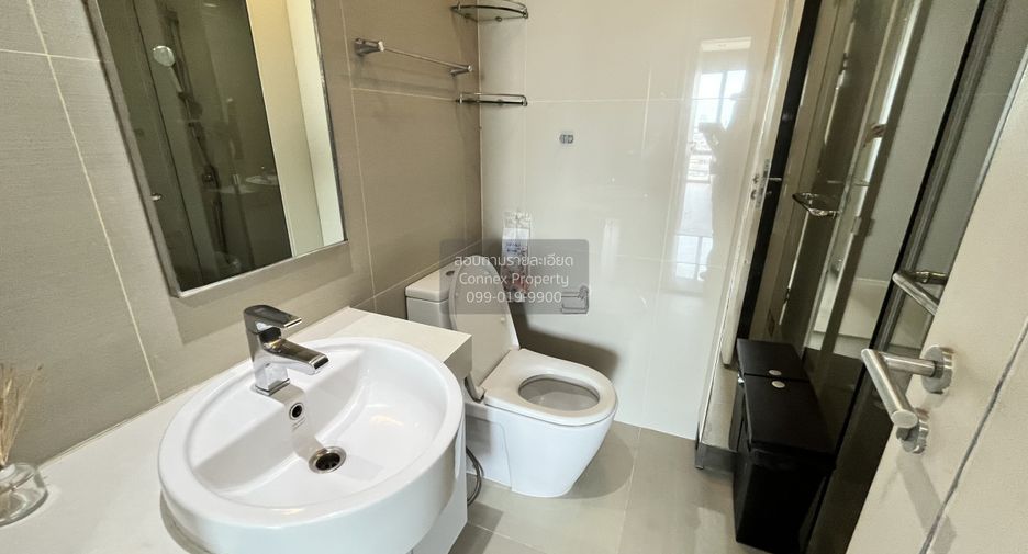 Wohnung zur Miete mit 2 Zimmer in Yan Nawa, Bangkok