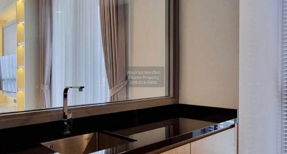 For rent 2 bedrooms condo in Pathum Wan, Bangkok