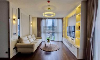 For rent 2 bedrooms condo in Pathum Wan, Bangkok