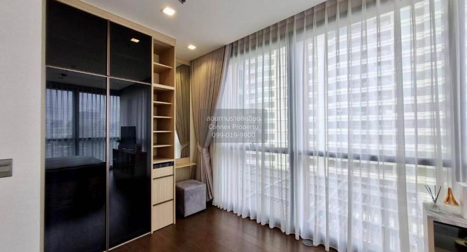 For rent 2 bedrooms condo in Pathum Wan, Bangkok