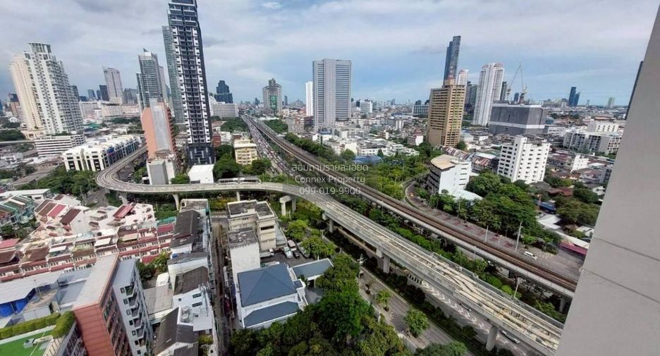 Condo en alquiler de 2 habitaciones en Khlong San, Bangkok